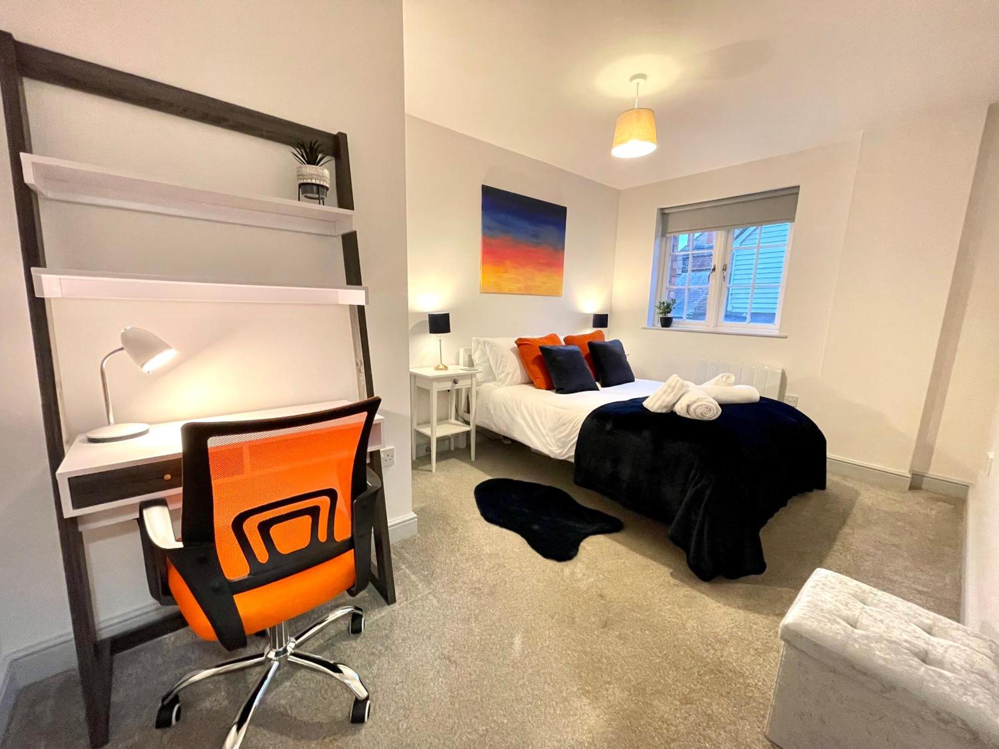 Bright & Cosy One Bedroom Apartment - 2 Beds - Perfect Base In Bishop'S Stortford Exterior photo